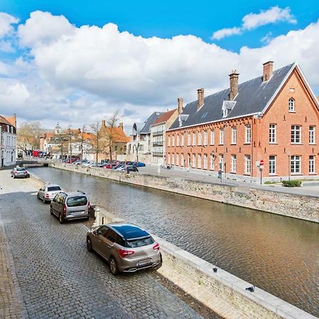 Charming Place Along The Canals In Bruges Exterior photo