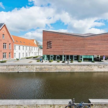 Charming Place Along The Canals In Bruges Exterior photo